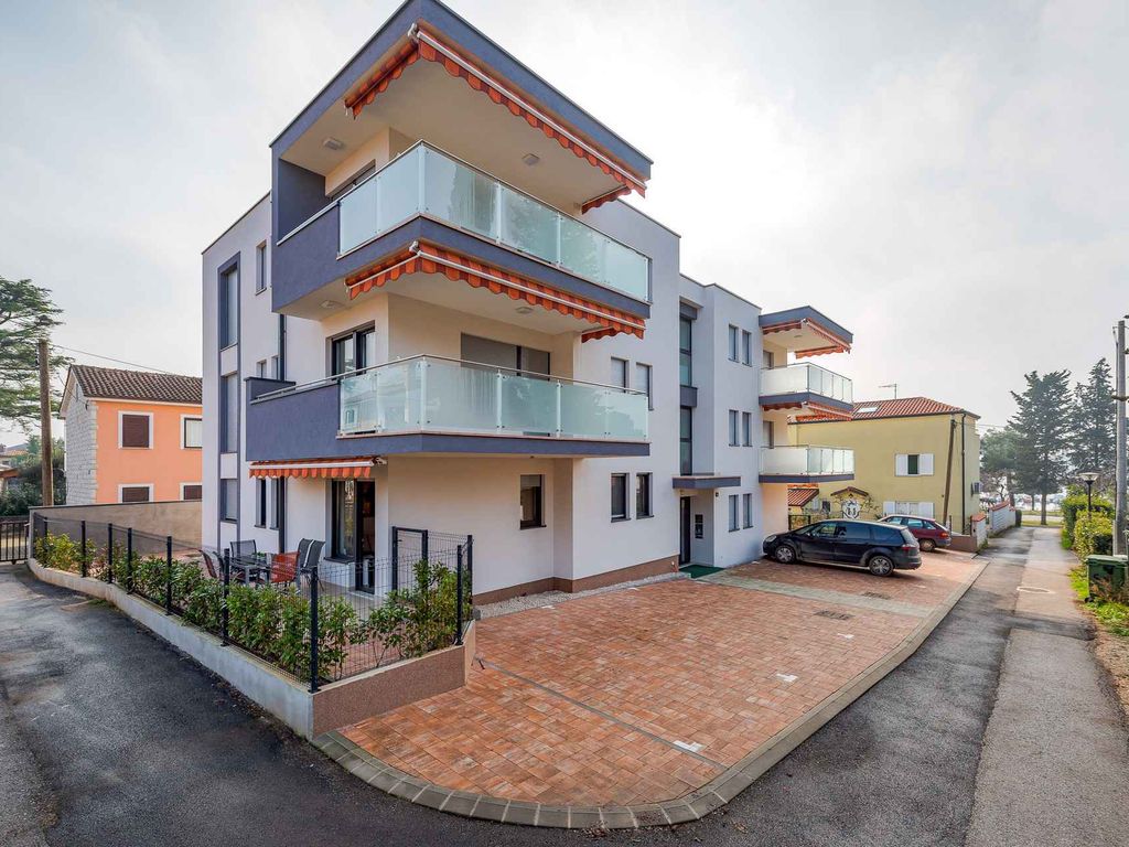 Ferienwohnung mit Terrasse und Klimaanlage