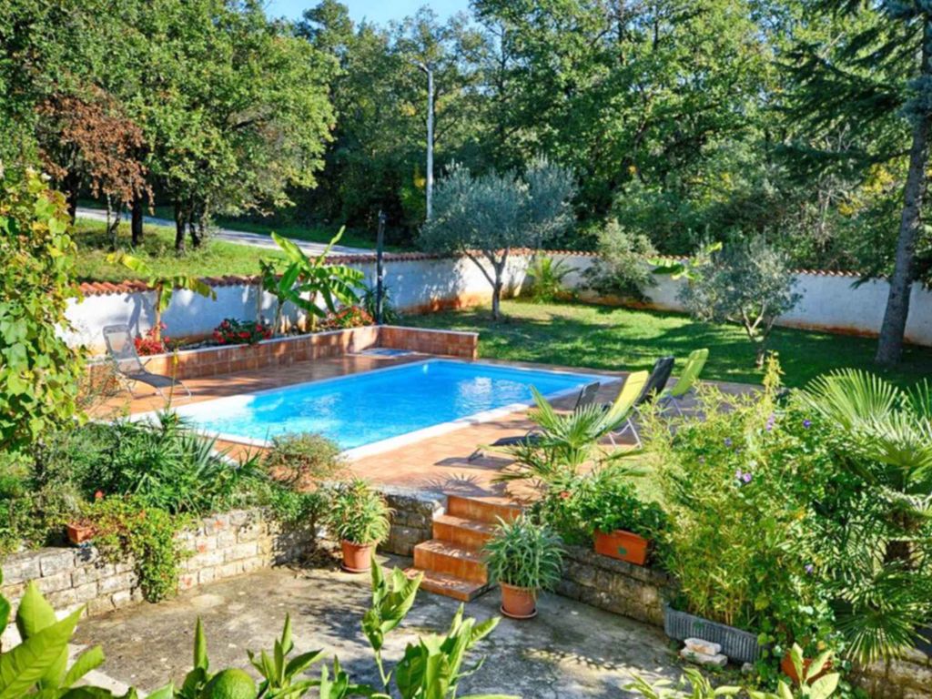 Ferienwohnung mit dem Pool