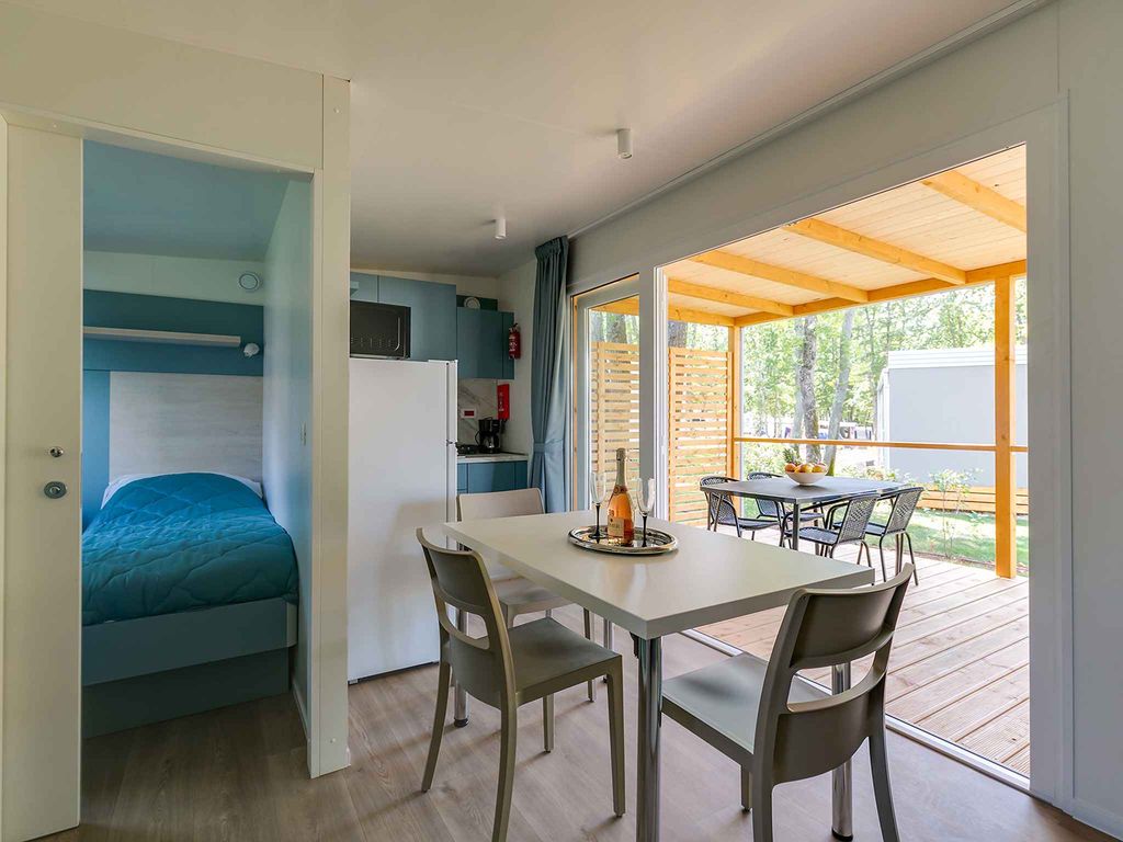 FerienHaus mit Terrasse und Klimaanlage