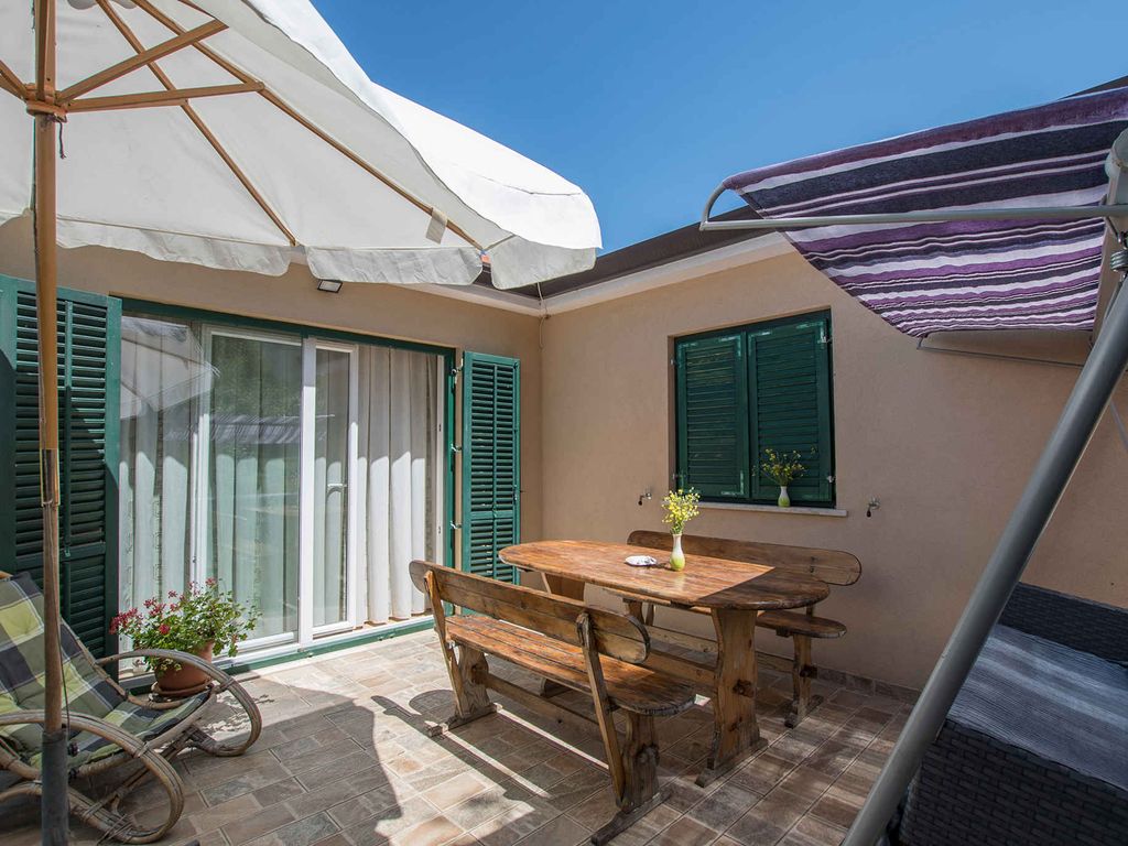 Ferienhaus mit Klimaanlage und Terrasse