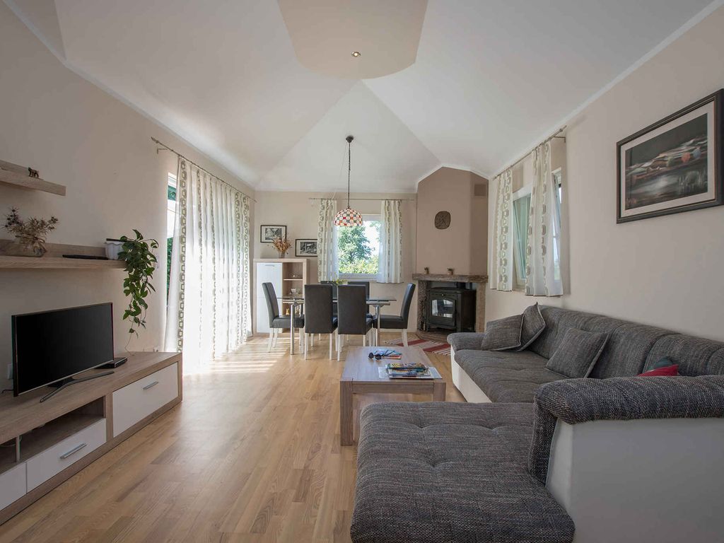 Ferienhaus mit Klimaanlage und Terrasse