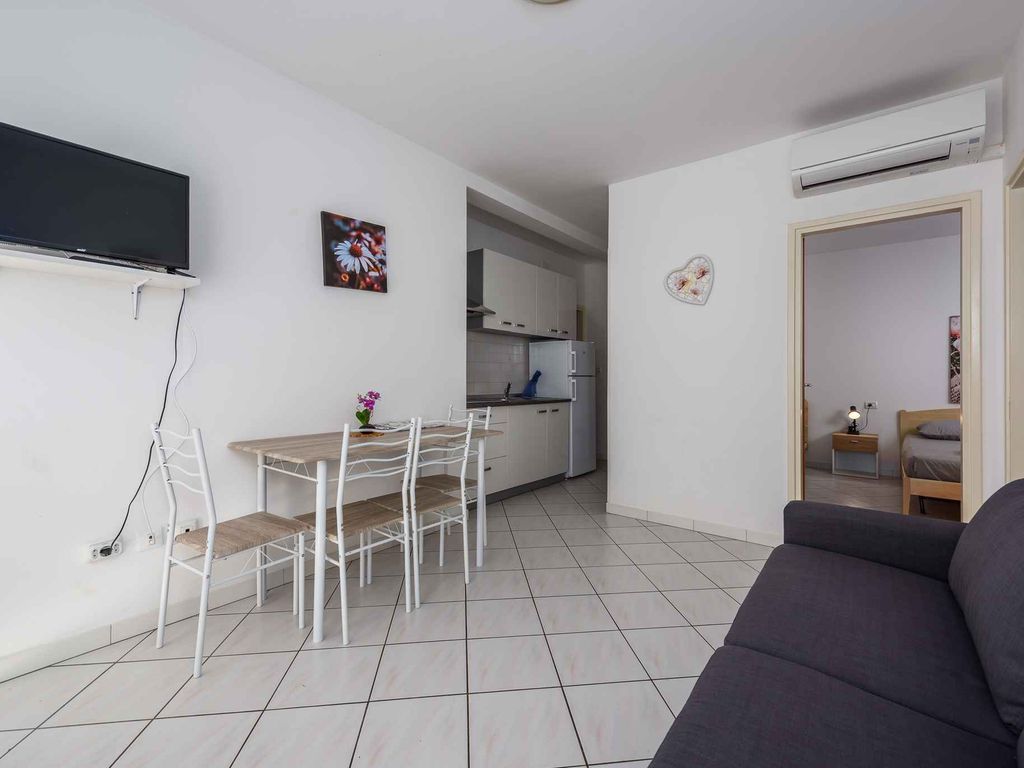Ferienwohnung mit Klimaanlage in der Nähe des Meeres