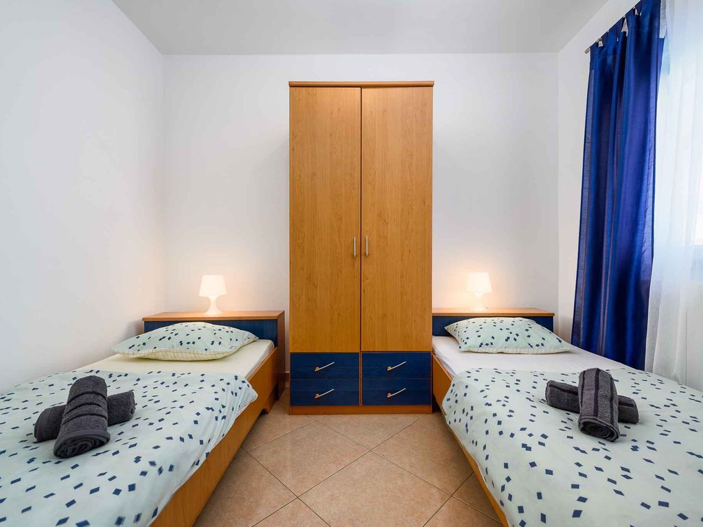 Ferienwohnung mit Internet, Klimaanlage, Terrasse in ruhiger Lage