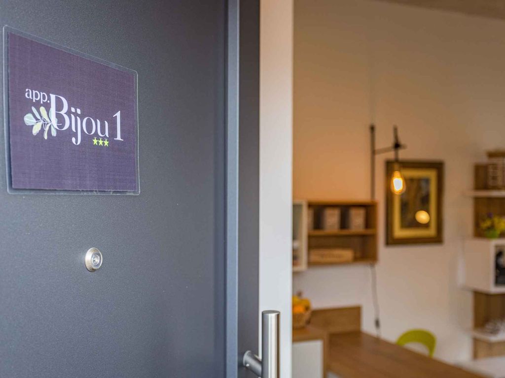 Ferienwohnung mit Klimaanlage und Terrasse