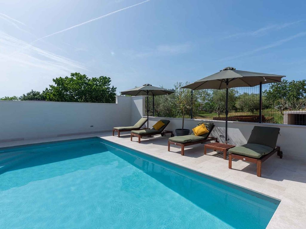 Villa mit Privatpool