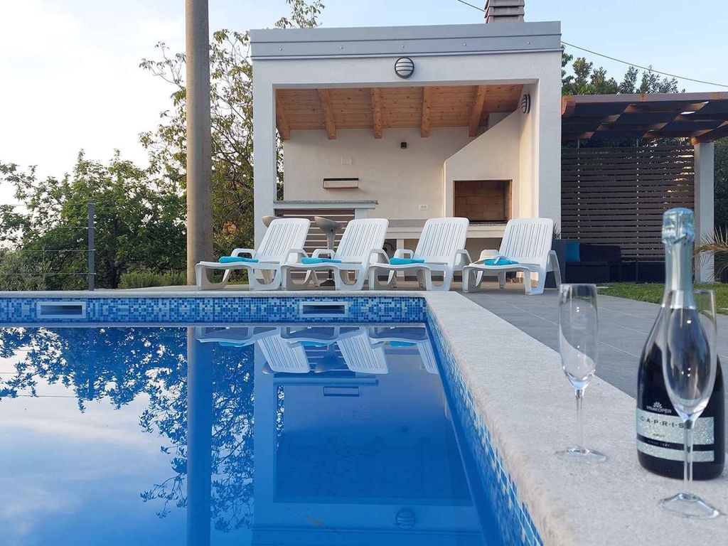 Villa mit privatem Pool und Sauna