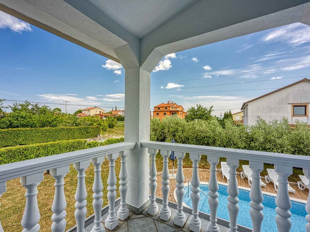 Villa mit privatem Pool und Garten
