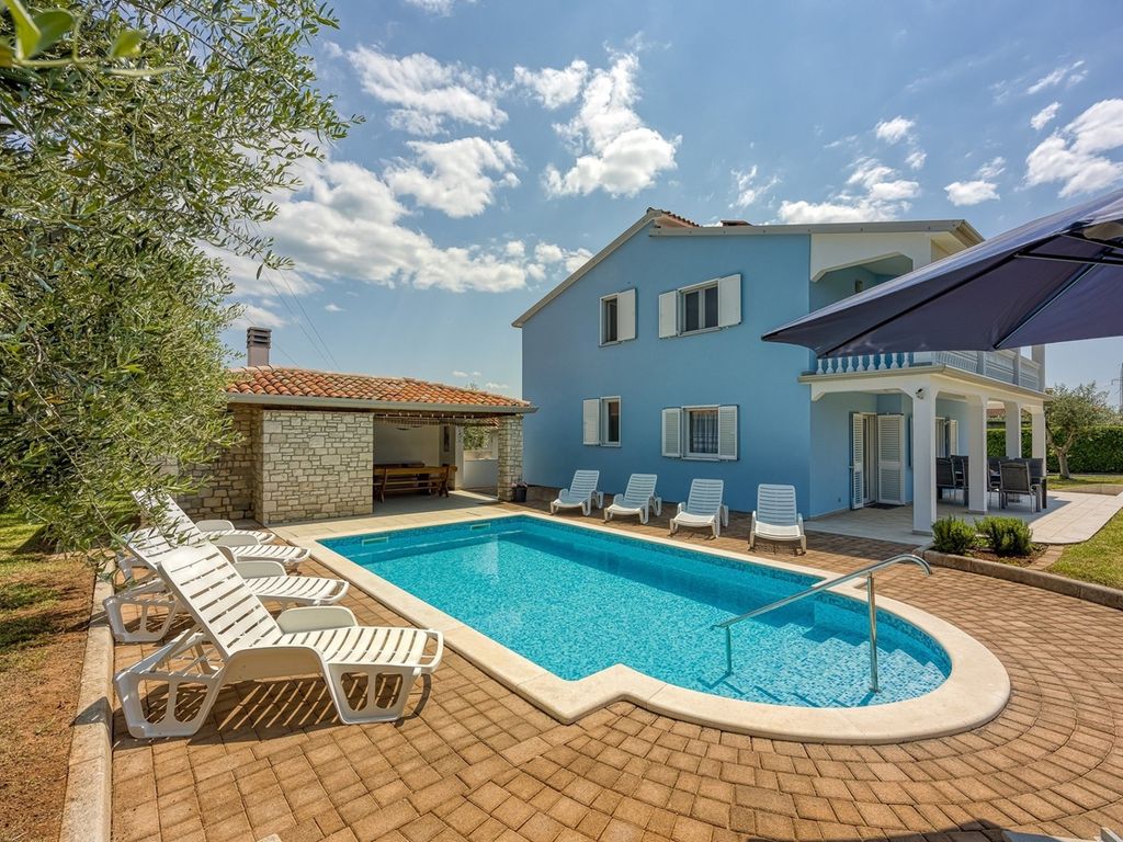 Villa mit privatem Pool und Garten