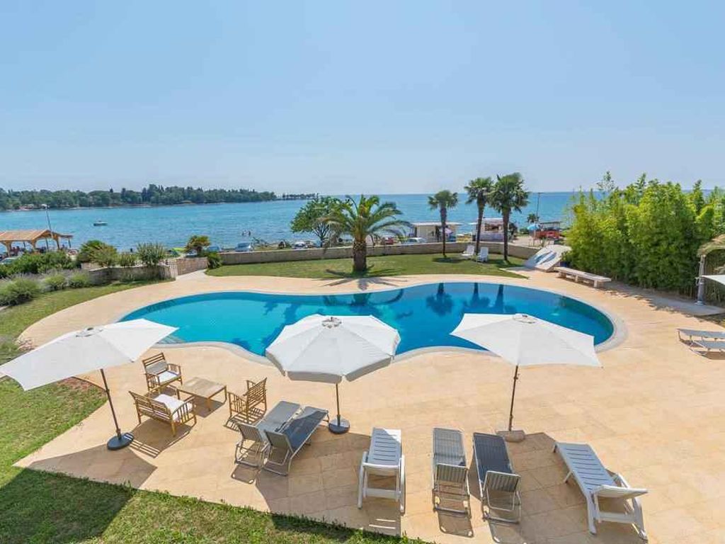 Ferienwohnung mit Klimaanlage und Pool