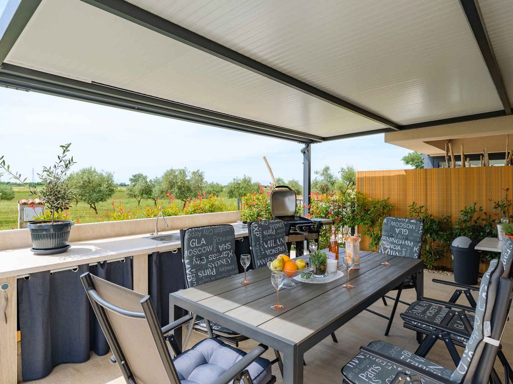 Ferienwohnung mit Whirpool und Klimaanlage