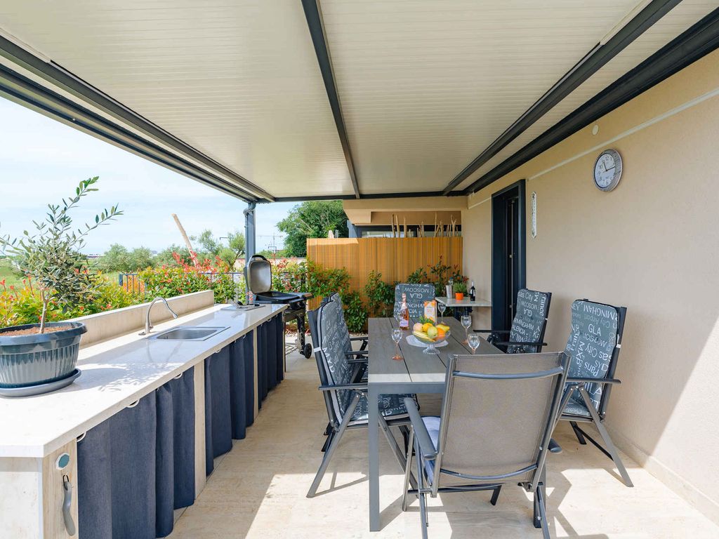 Ferienwohnung mit Whirpool und Klimaanlage