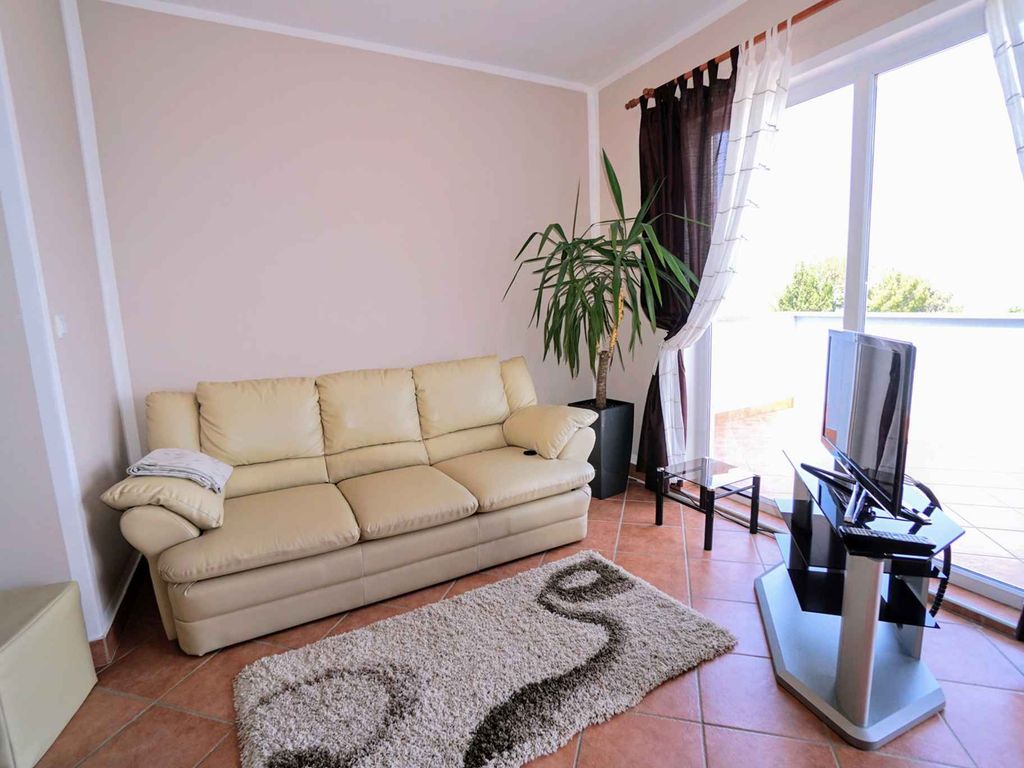 Ferienwohnung mit Balkon und Meerblick