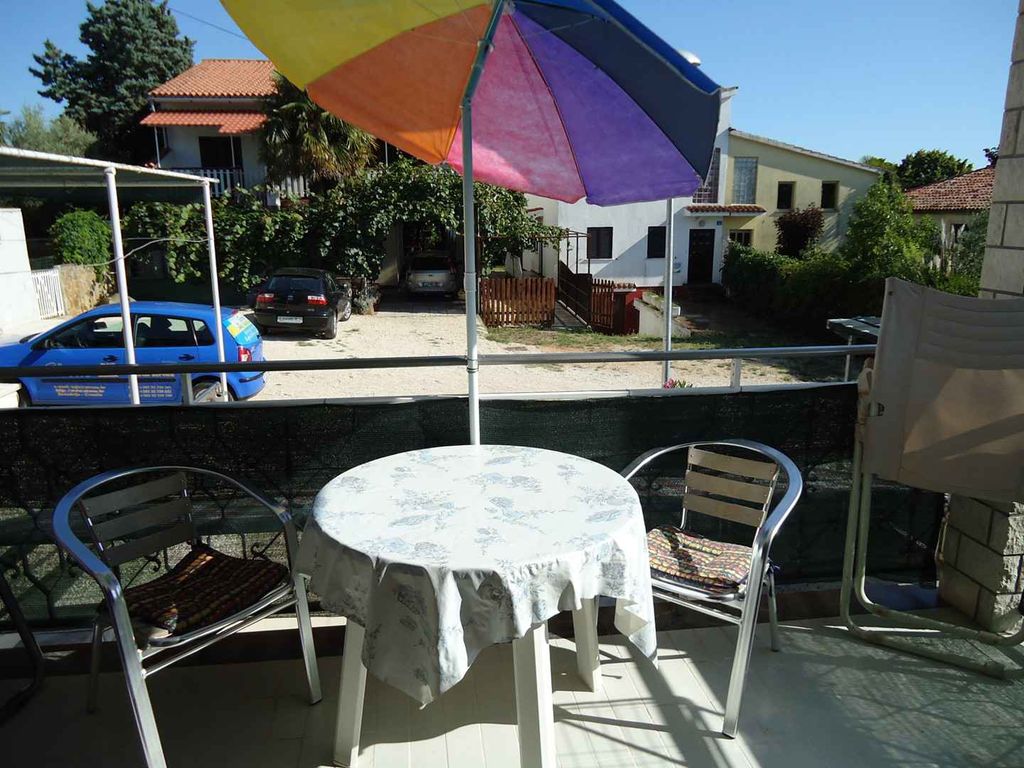 Studio mit Balkon