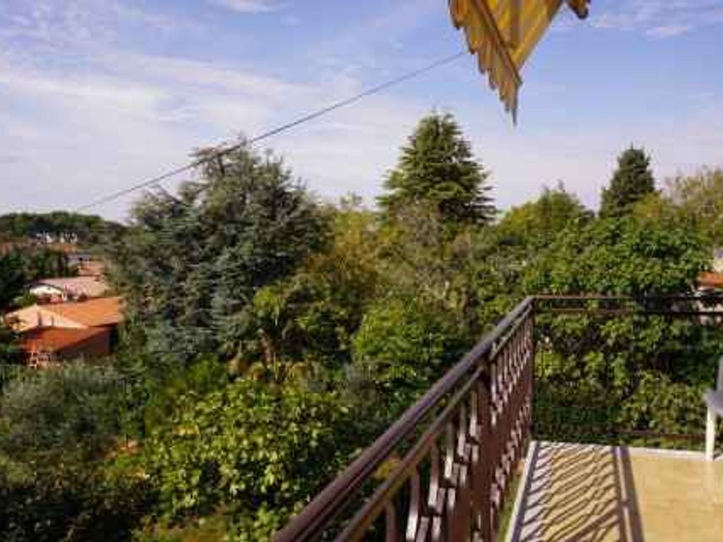 Ferienwohnung mit Balkon und Grill