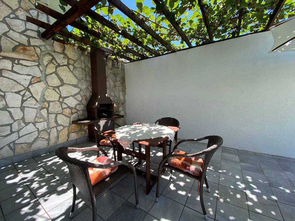 Ferienwohnung mit Terrasse und Klimaanlage