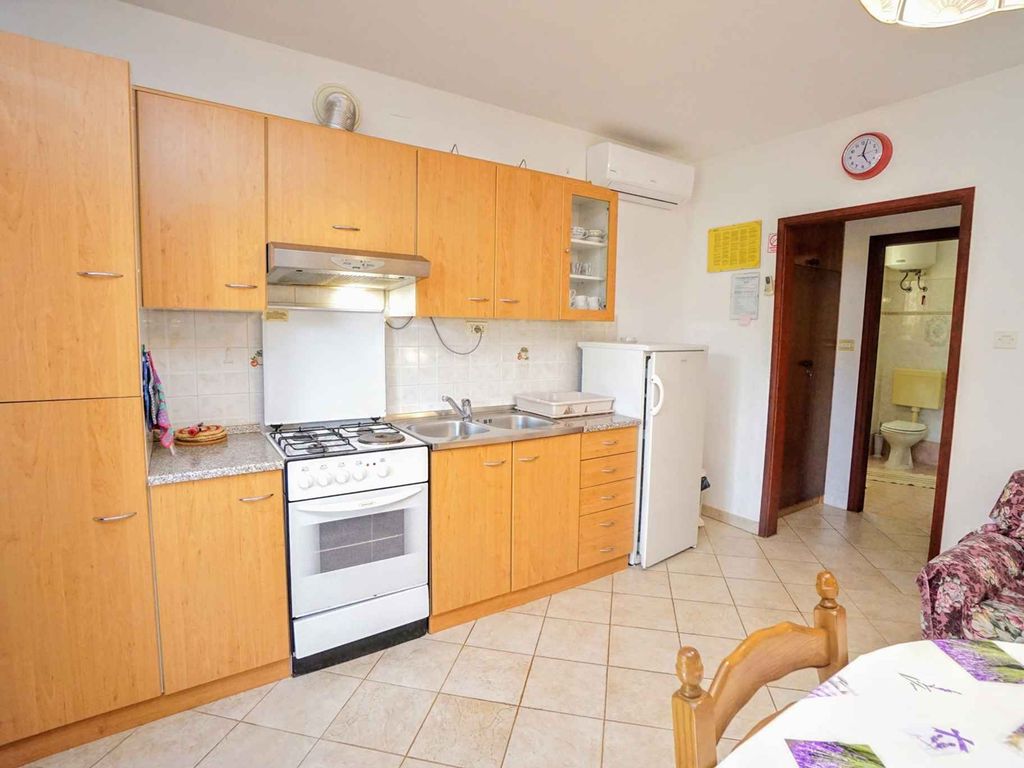 Ferienwohnung mit Terrasse und Grill