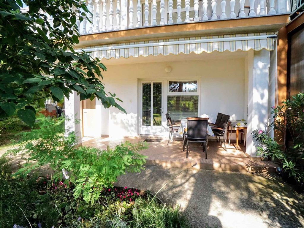 Ferienwohnung mit Terrasse und Grill