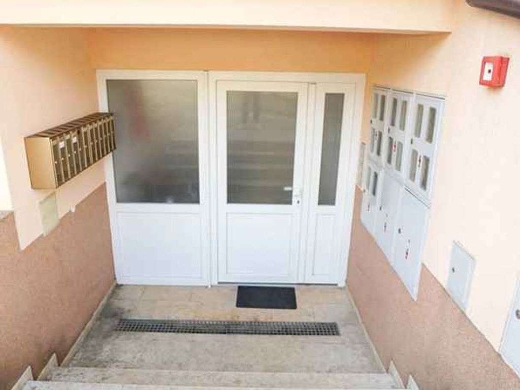 Ferienwohnung mit Klimaanlage und Waschmaschine