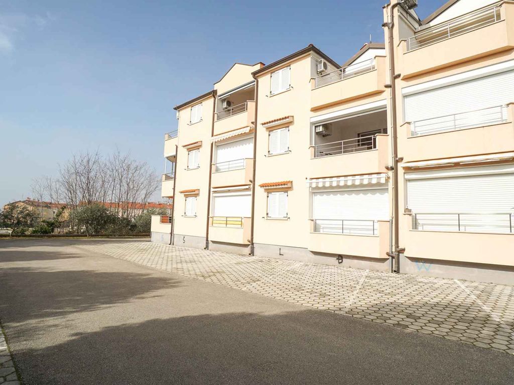 Ferienwohnung mit Klimaanlage und Waschmaschine