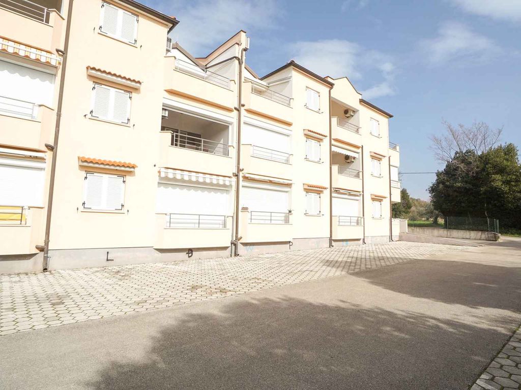 Ferienwohnung mit Klimaanlage und Waschmaschine