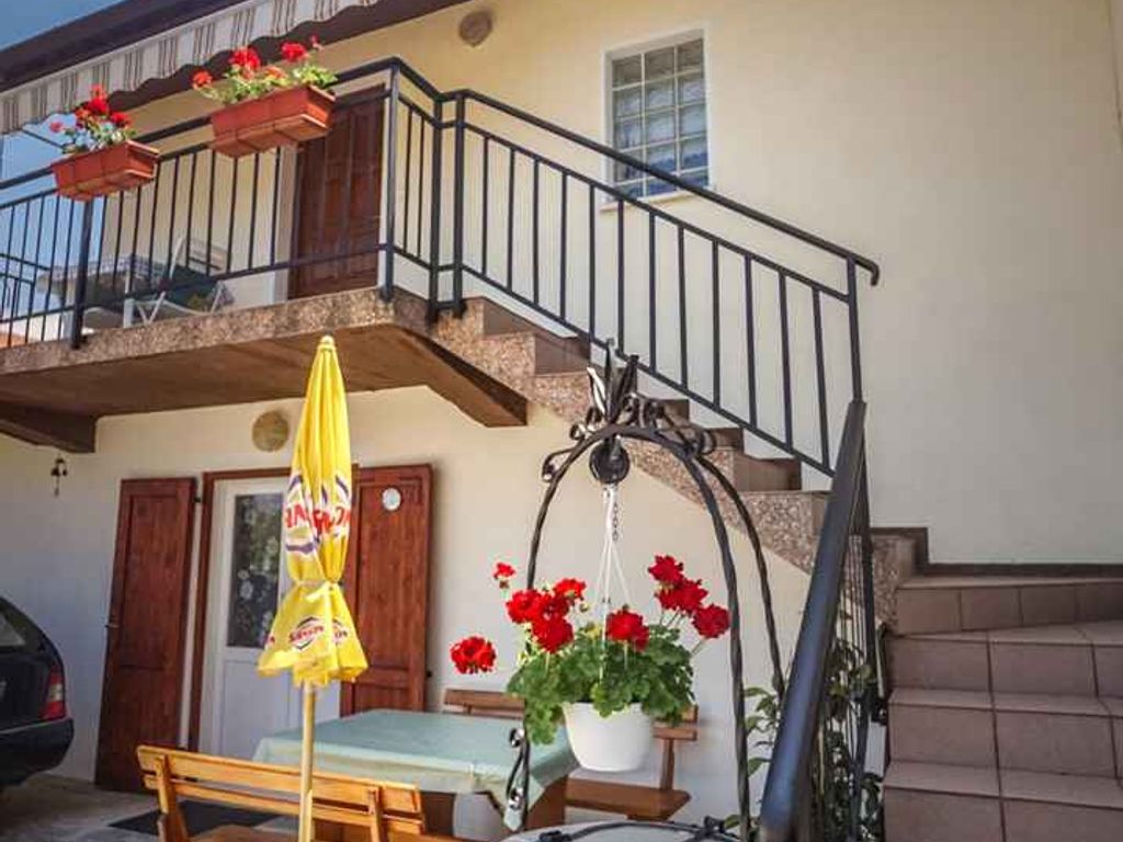 Ferienwohnung mit Balkon und WLAN