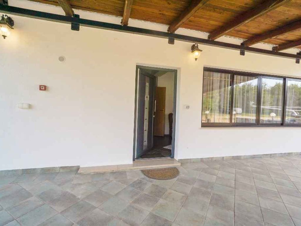 Ferienwohnung mit großer Terrasse