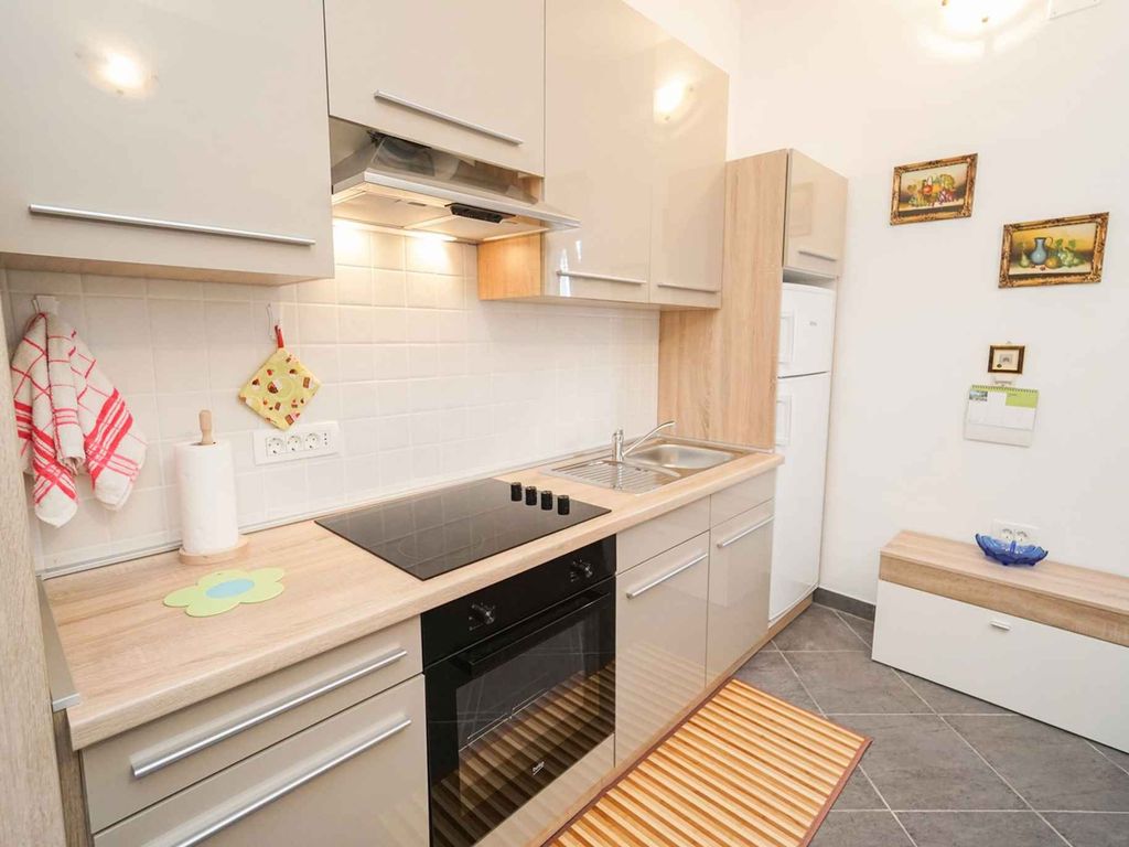 Ferienwohnung mit großer Terrasse