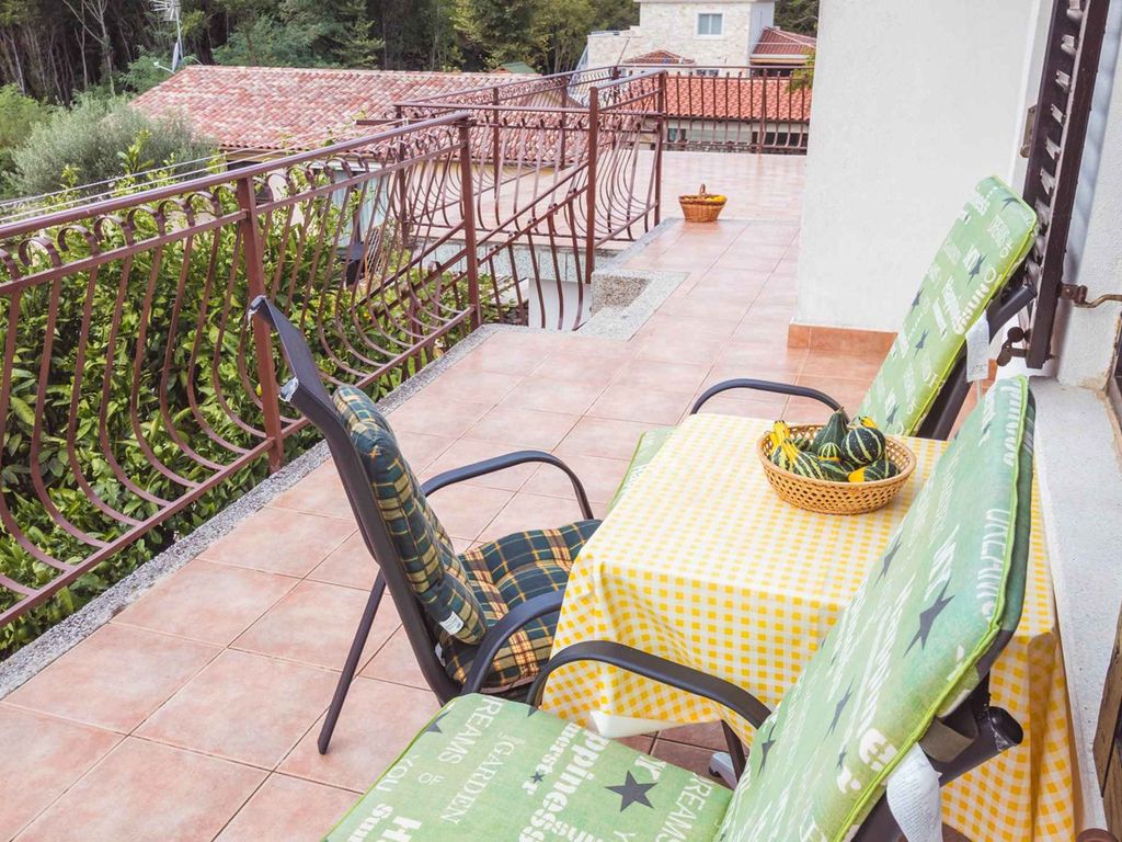 Ferienwohnung mit Garten und Grill zur gemeinsamen Nutzung