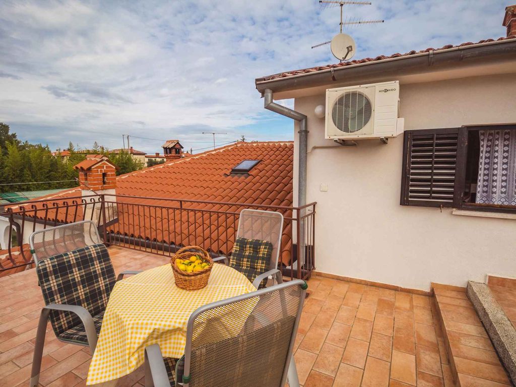 Ferienwohnung mit Garten und Grill zur gemeinsamen Nutzung