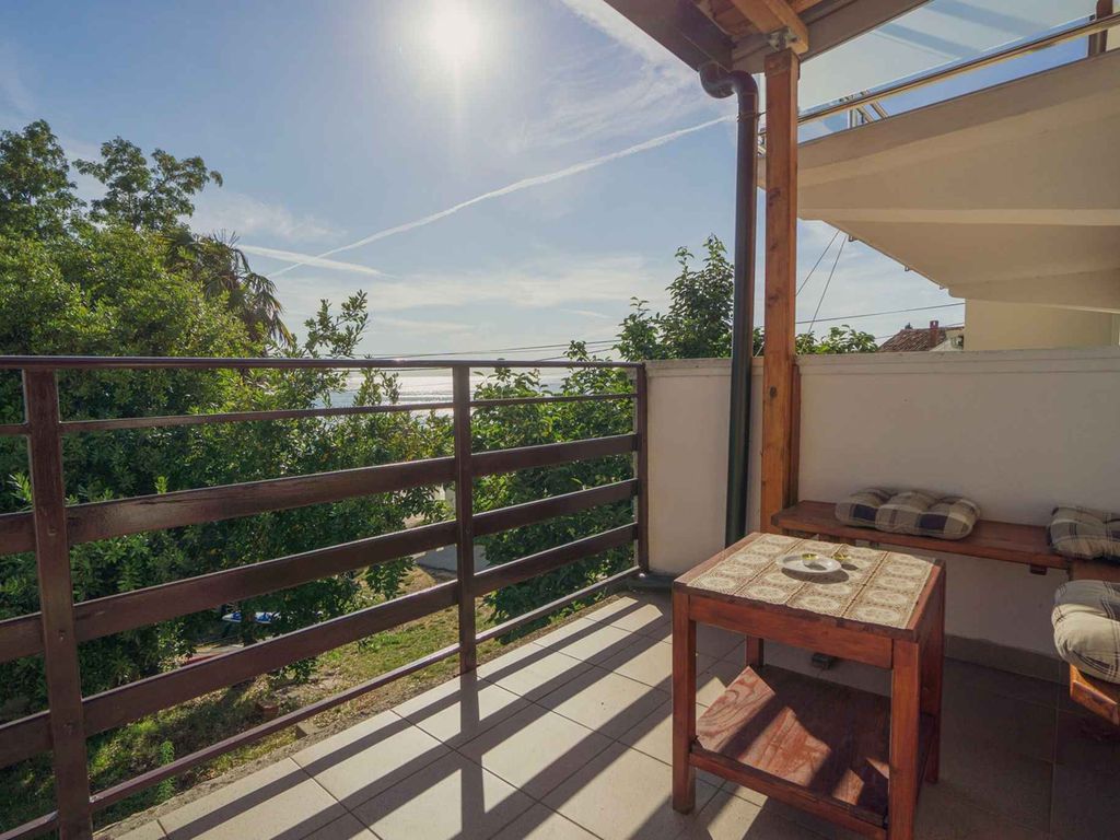 Ferienwohnung mit Meerblick in Strandnähe