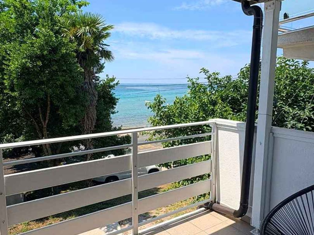 Ferienwohnung mit Meerblick in Strandnähe