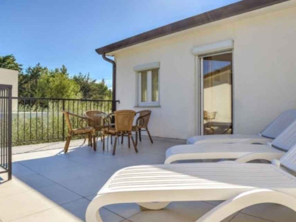 Ferienwohnung mit Außenpool