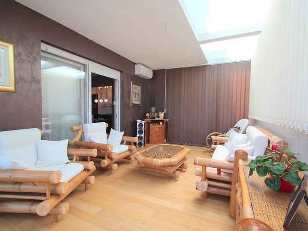 Ferienwohnung mit Jacuzzi und Meerblick
