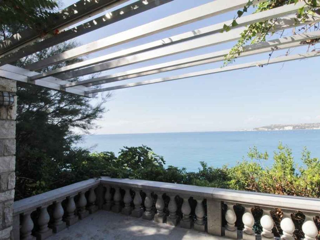 Villa mit Klimaanlagen