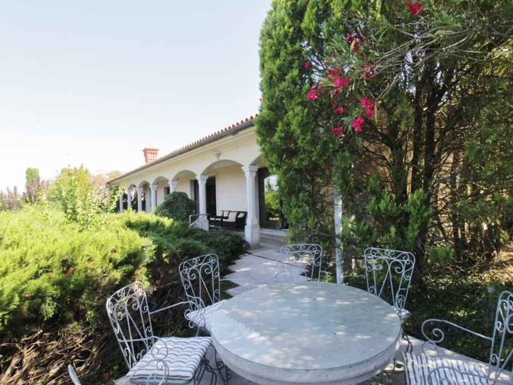 Villa mit Klimaanlagen