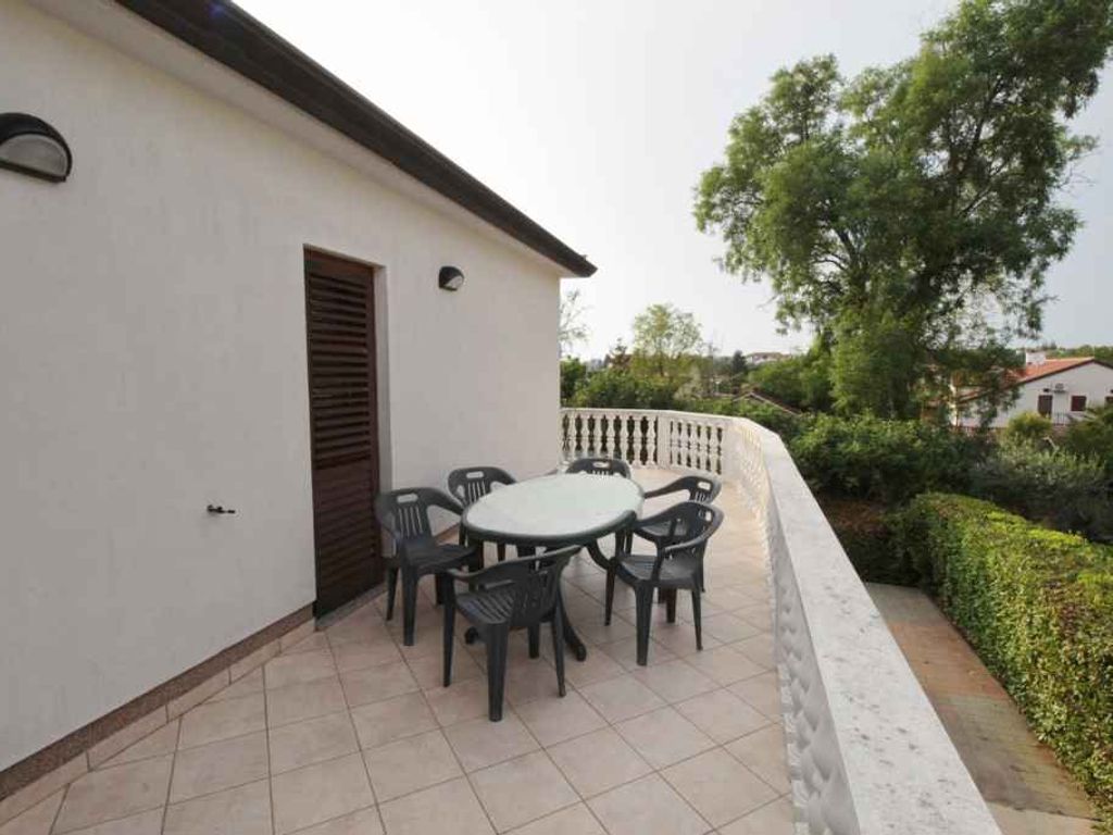 Ferienwohnung mit Klimaanlage und Balkon