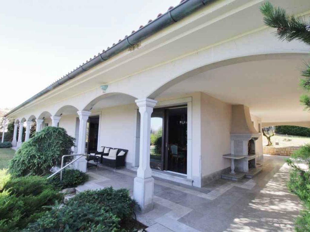 Villa mit Klimaanlagen