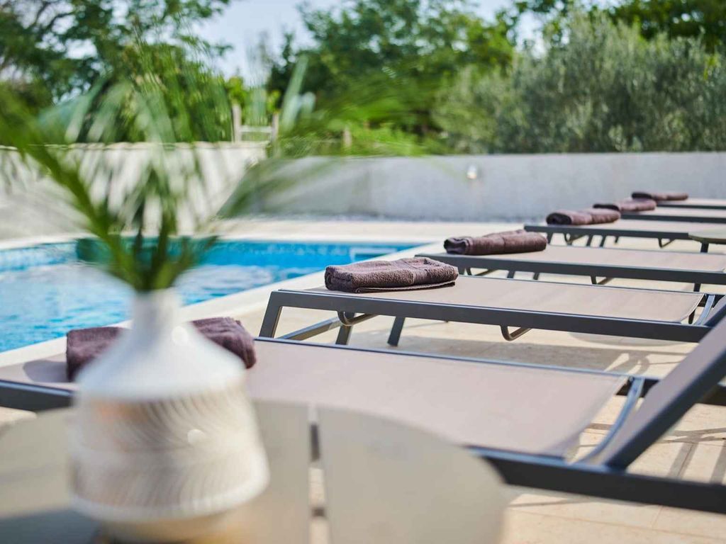 Villa mit Klimaanlage und Pool