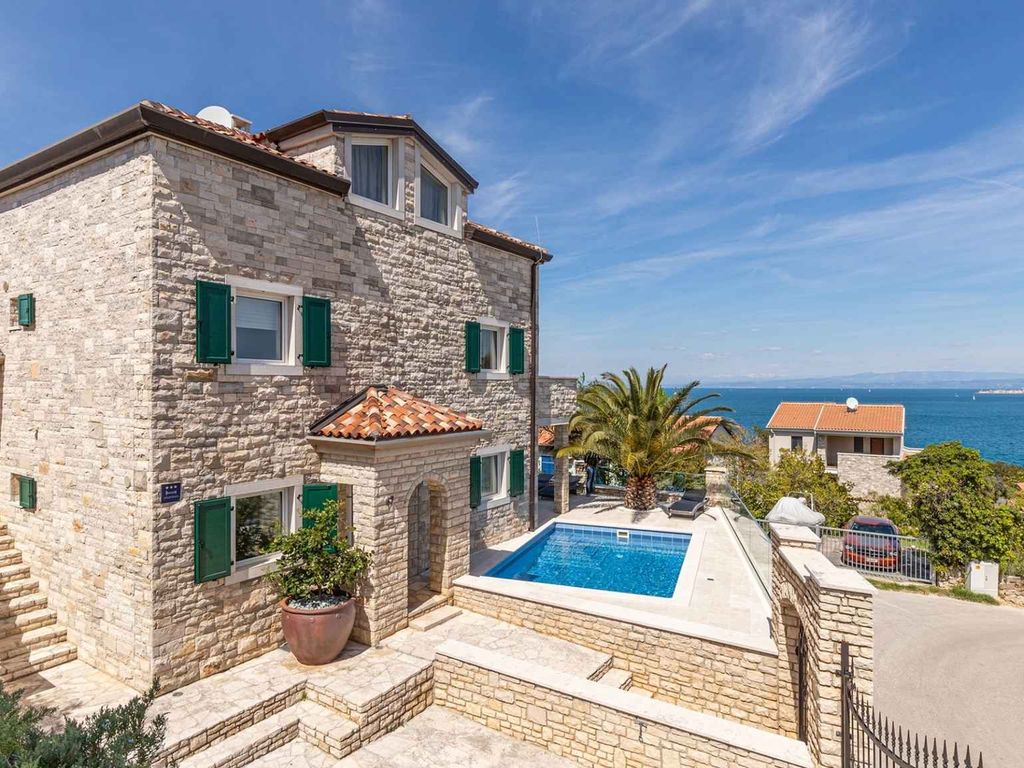 Villa mit Pool
