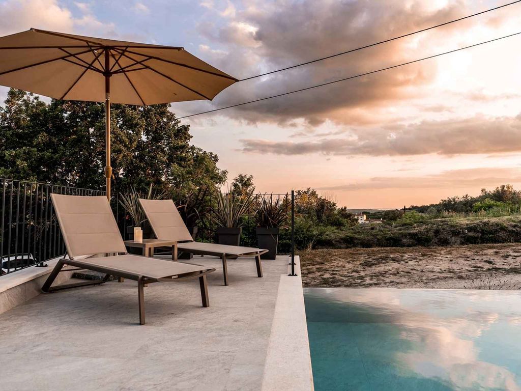 Villa mit Pool