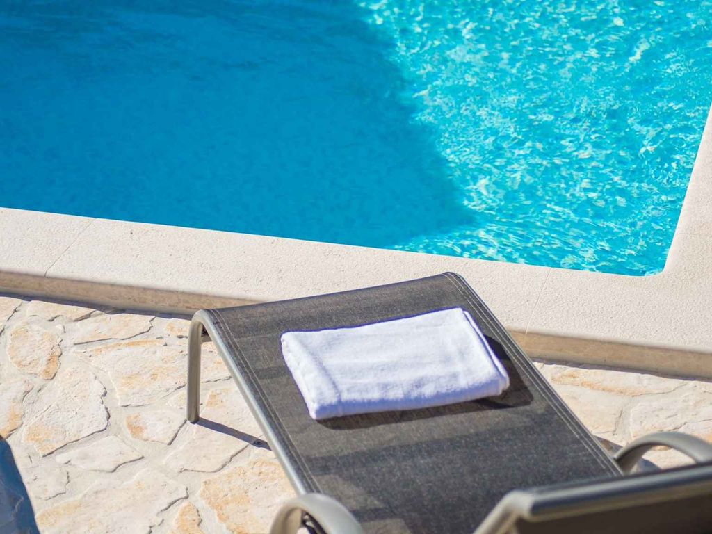 Villa mit Klimaanlage und Pool