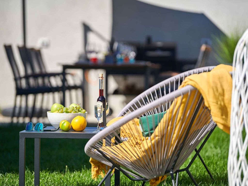Villa mit Pool und Klimaanlage