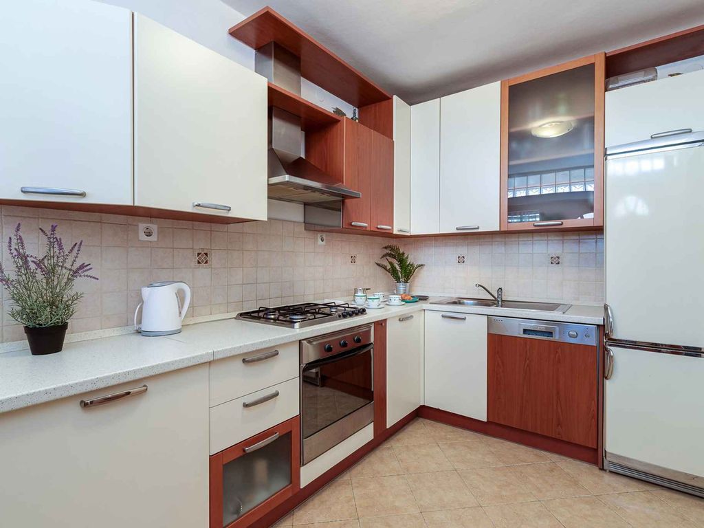 Ferienwohnung mit Klima und Balkon