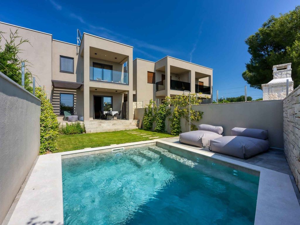 Villa mit Privatpool