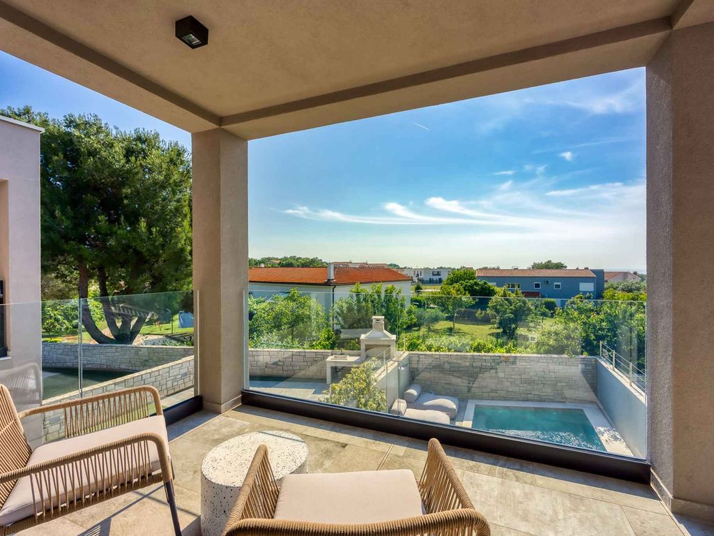 Villa mit Privatpool