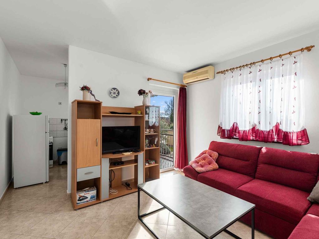 Ferienwohnung Azure Apartment