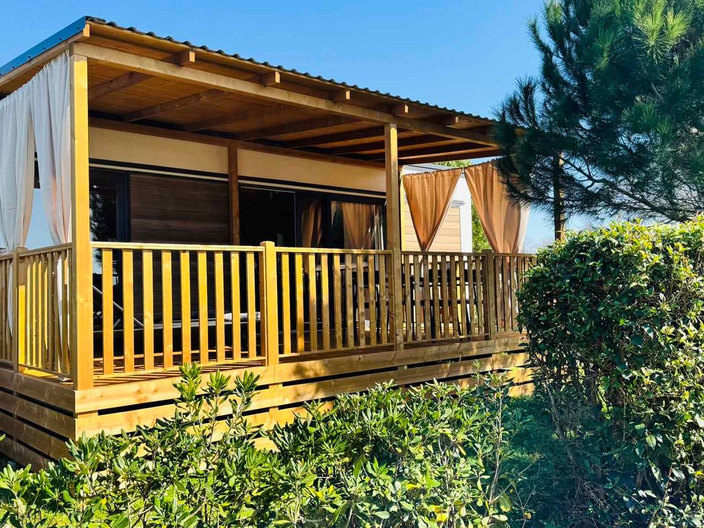 Mobilehome sa klima uređajem