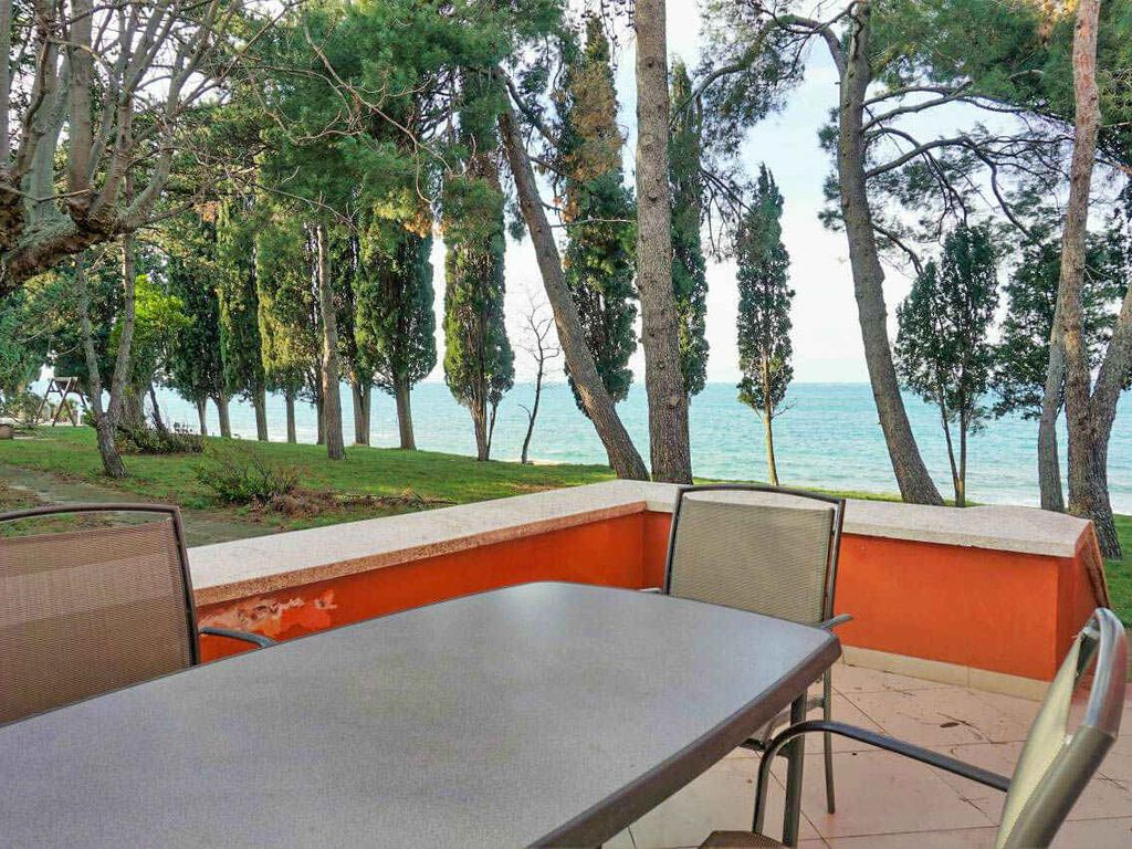 Gemütliches Seafront-Apartment Teresa in Savudrija