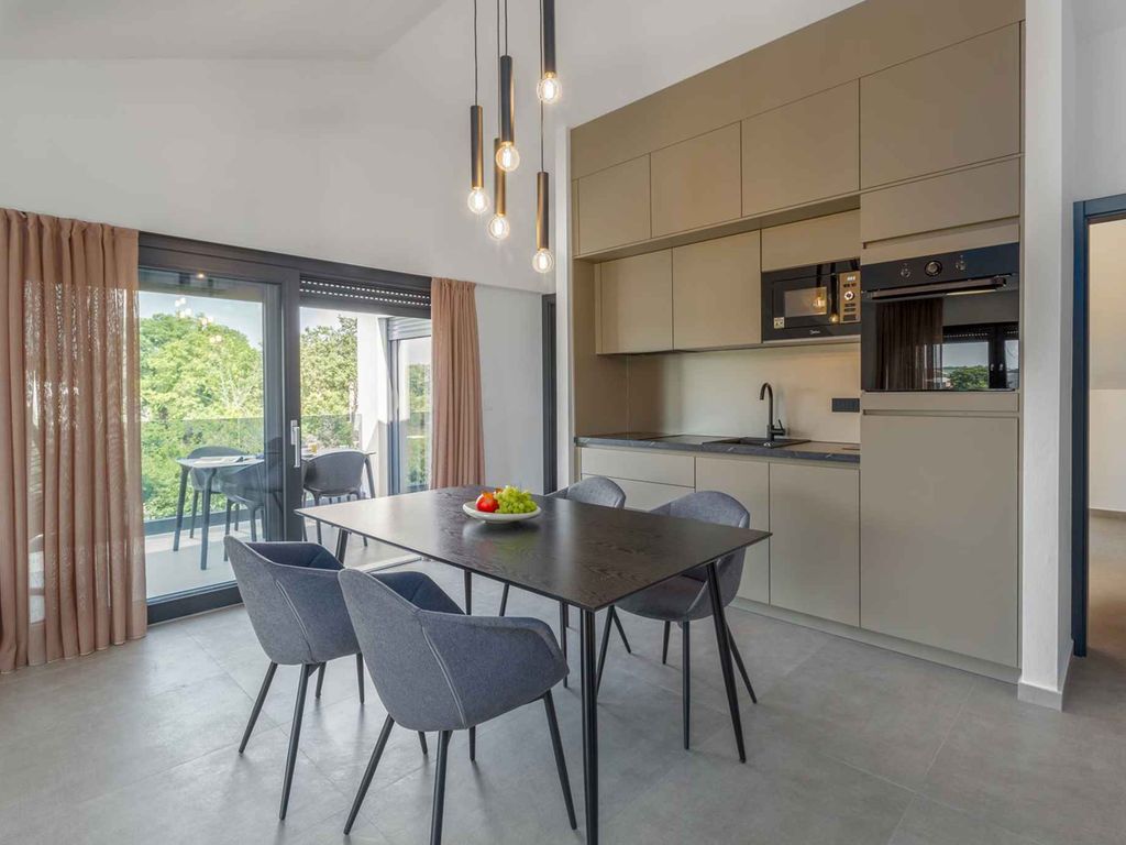 Ferienwohnung Penthouse Apartment Valla