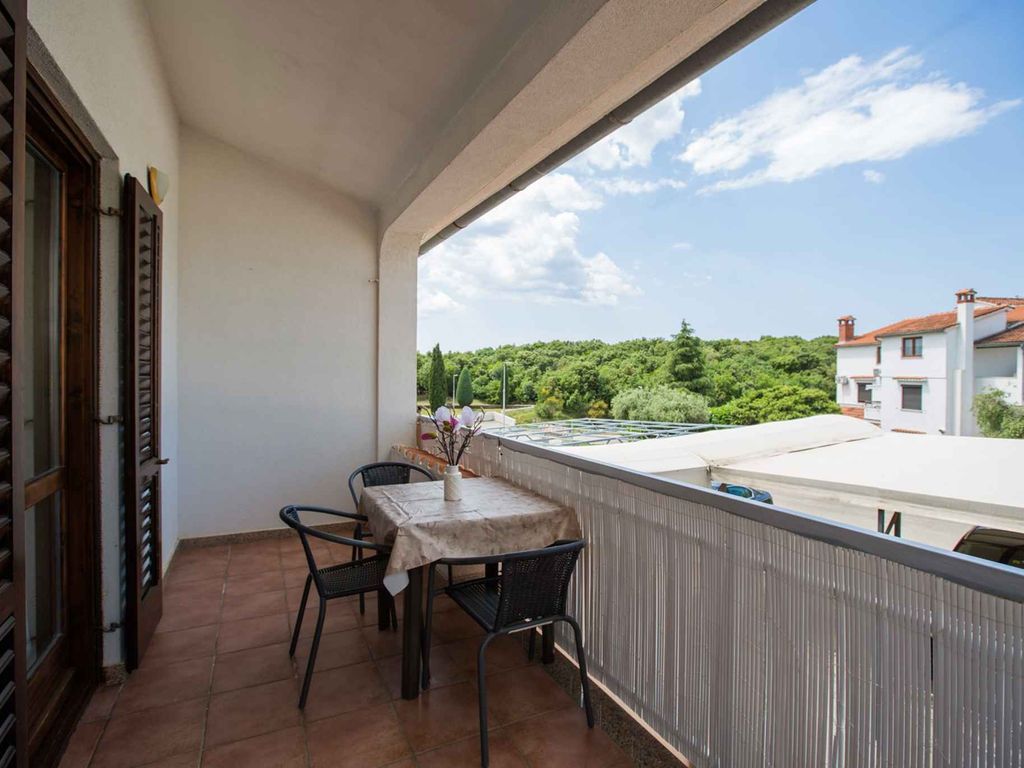 Ferienwohnung mit Klimaanlage und Balkon